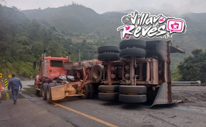 Cerrada La Vía Bogotá Villavicencio Por Accidente En El Km 35 Villavo Alreves 7420